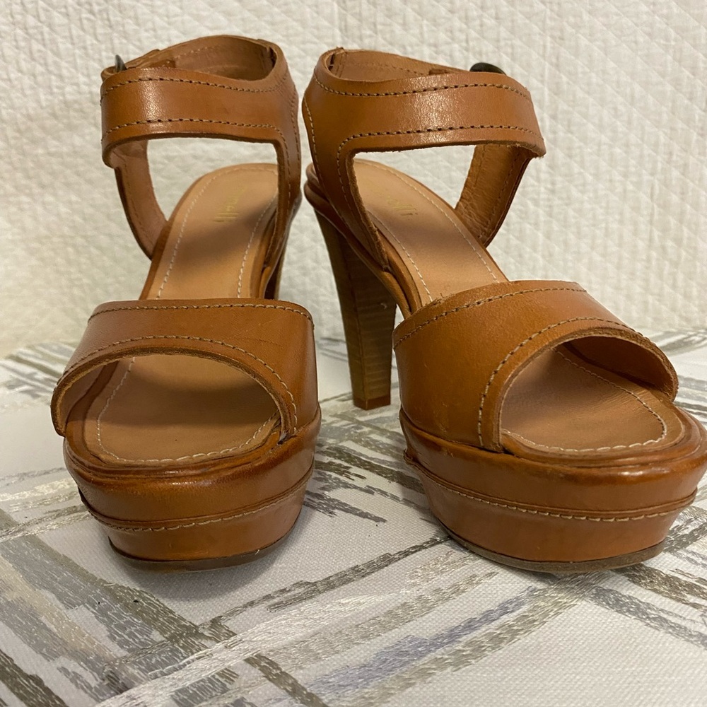 Women's Tan Platform Sandals
